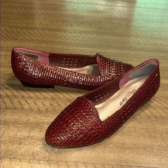Etienne Aigner leather shoes size 6.5 - Picture 1 of 11